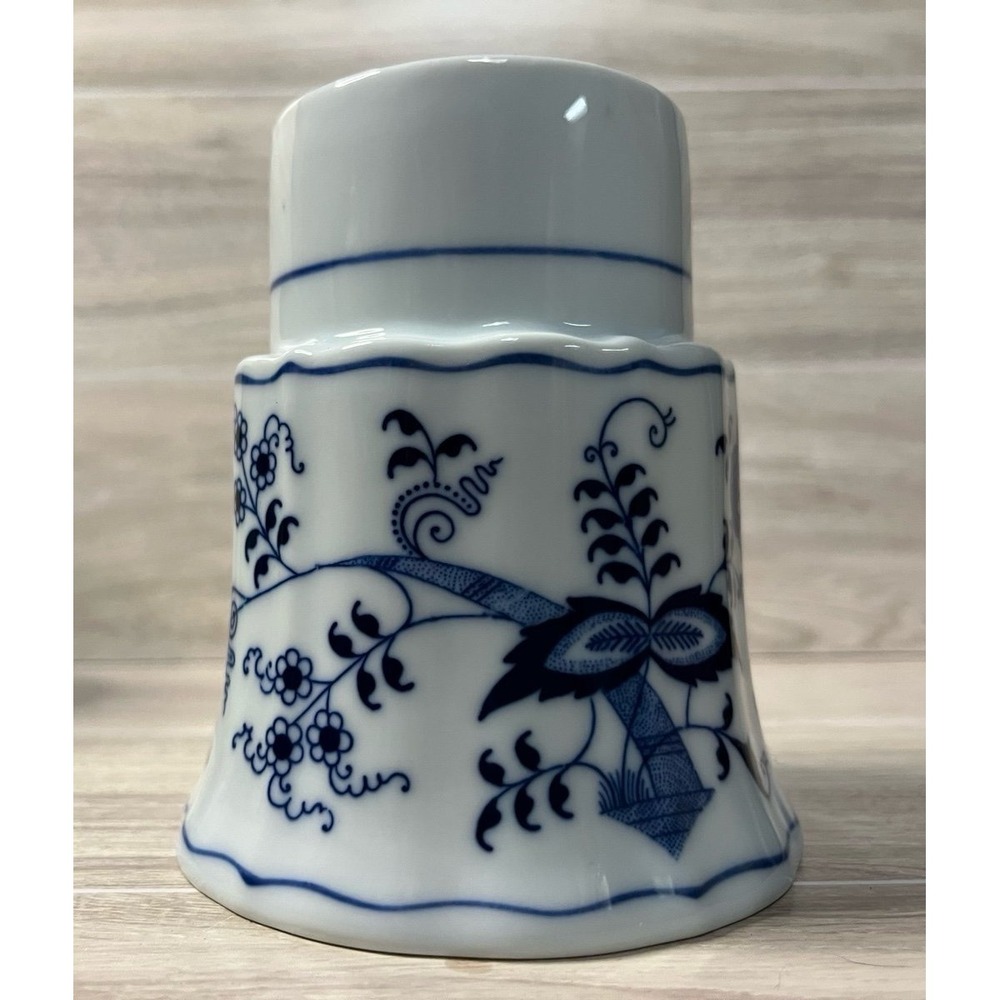 Blue Danube Porcelain Taper Candle Holder Japan  4.5" X 3.75" X 2.5"